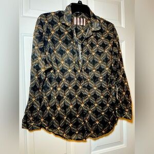 Tinsel Maison Francais Woman’s Sheer Black & Tan Button Up Blouse Print Medium?